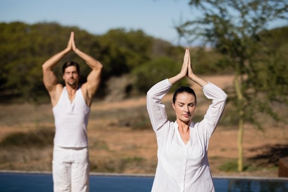 Natural Hormone Balance vs Hormone Therapy